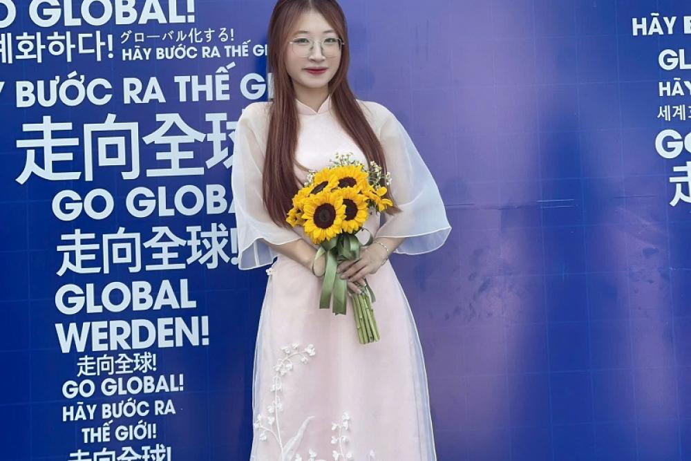 Cô giáo Tạ Thanh Loan: "Để hiểu học trò, phải bước vào thế giới của các em từ chính ngôi nhà"